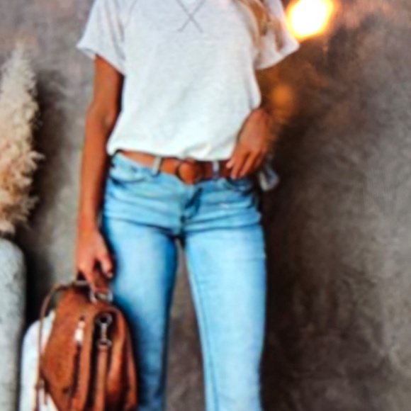 Short sleeve crewneck tee - Picture 2 of 7